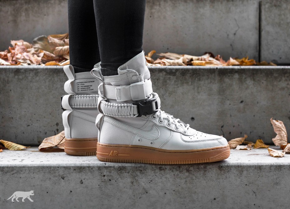 Nike sf air store force 1 high damen